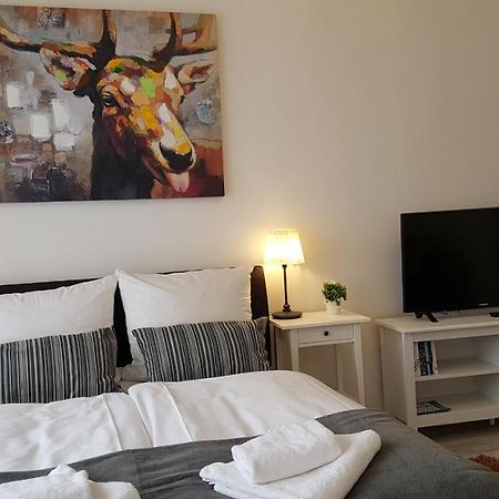 City Apartment, Good Location Берлин Екстериор снимка