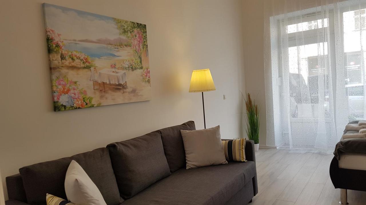 City Apartment, Good Location Берлин Екстериор снимка