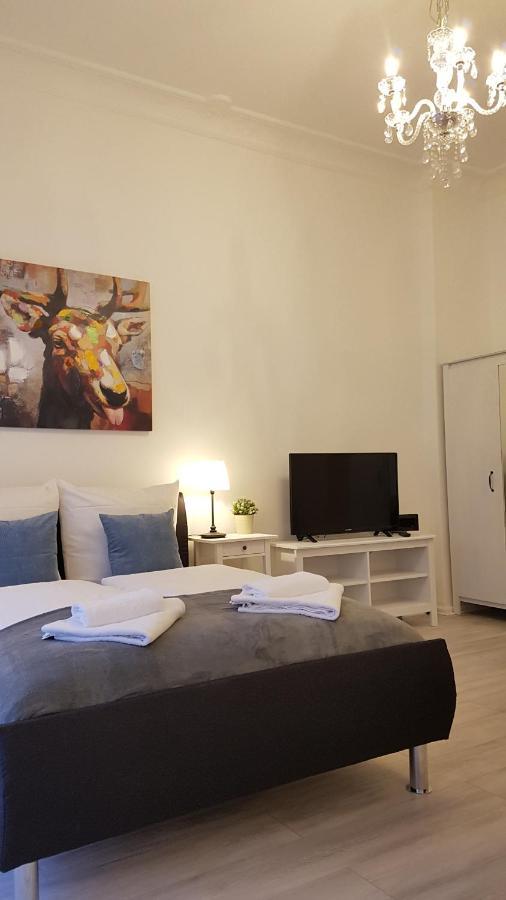 City Apartment, Good Location Берлин Екстериор снимка
